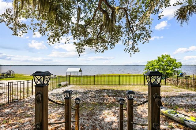 2462 FORT LANE ROAD, Geneva, FL 32732
