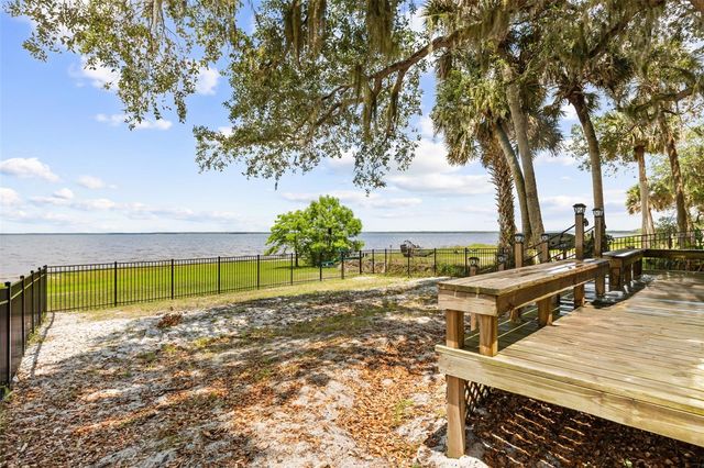 2462 FORT LANE ROAD, Geneva, FL 32732