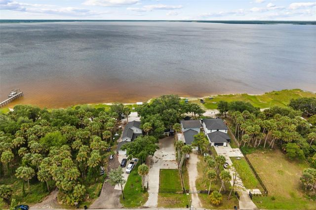 2462 FORT LANE ROAD, Geneva, FL 32732