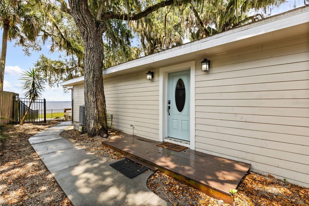2462 FORT LANE ROAD, Geneva, FL 32732