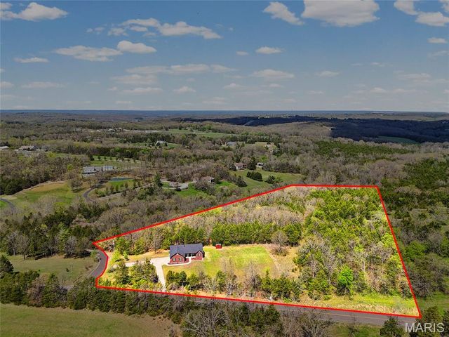 3085 Flucom Road, De Soto, MO 63020