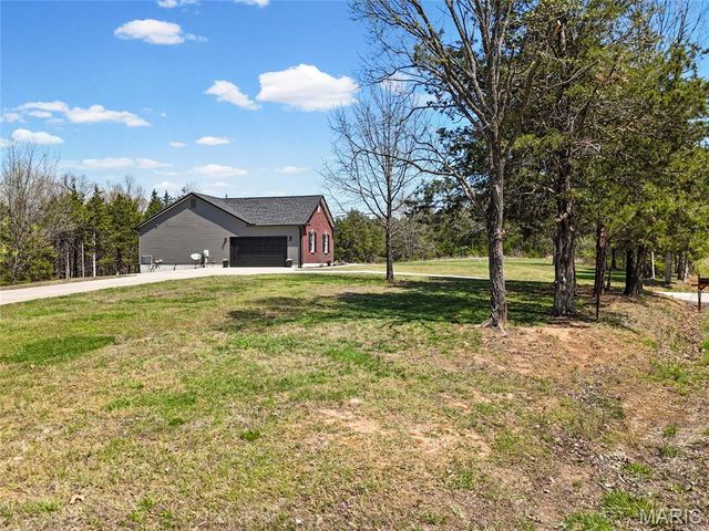 3085 Flucom Road, De Soto, MO 63020