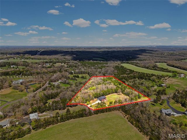 3085 Flucom Road, De Soto, MO 63020