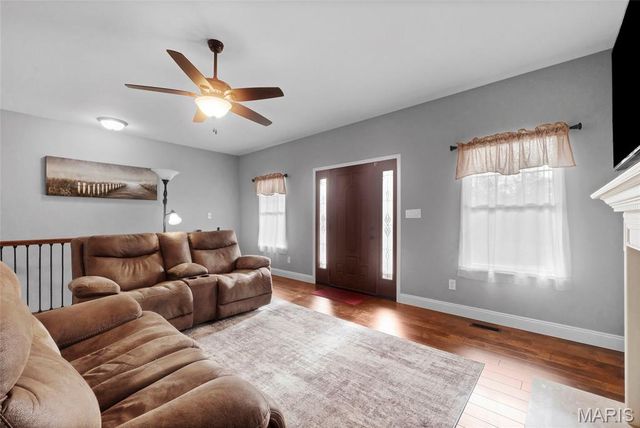 3085 Flucom Road, De Soto, MO 63020