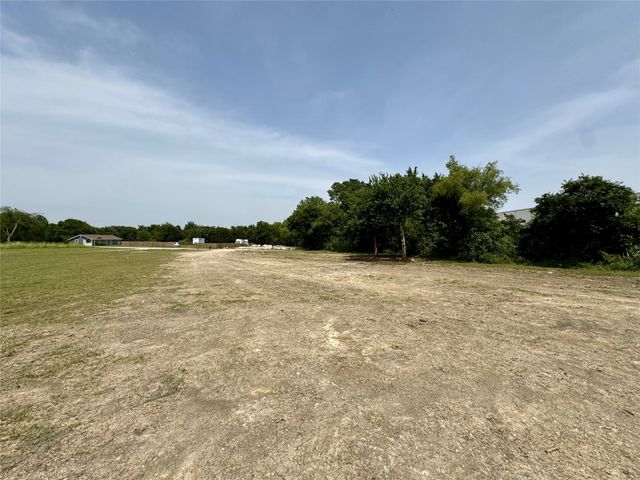 4213 Elkins Avenue, Lancaster, TX 75134