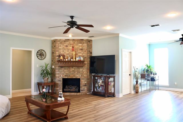 100 CR 1132, Mt Pleasant, TX 75455