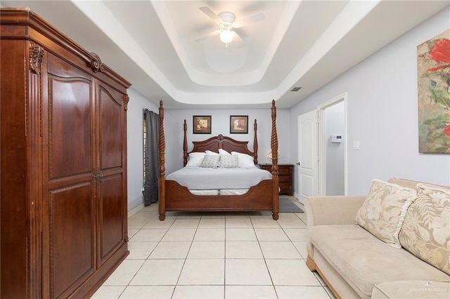 1904 Bald Cypress Drive, Weslaco, TX 78596