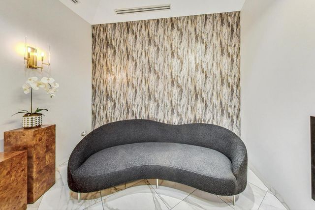 8 W MONROE Street 1403, Chicago, IL 60603