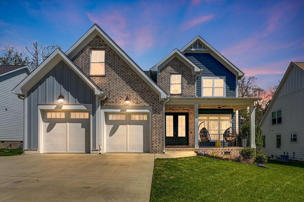 9447 Silver Stone Lane, Ooltewah, TN 37363