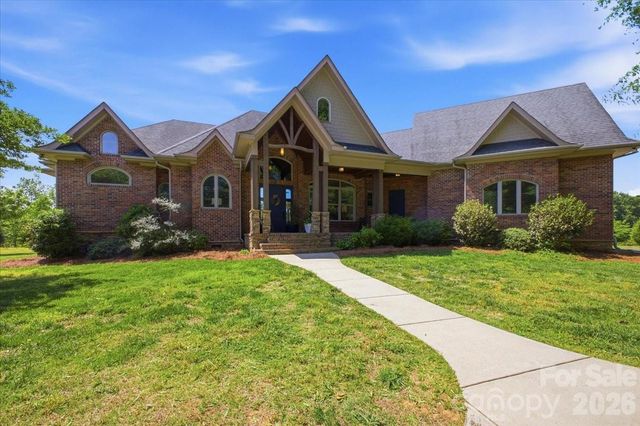 517 W CJ Thomas Road, Monroe, NC 28110