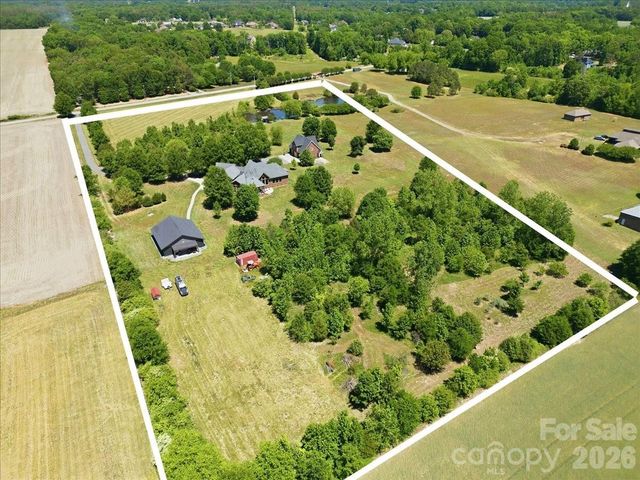517 W CJ Thomas Road, Monroe, NC 28110