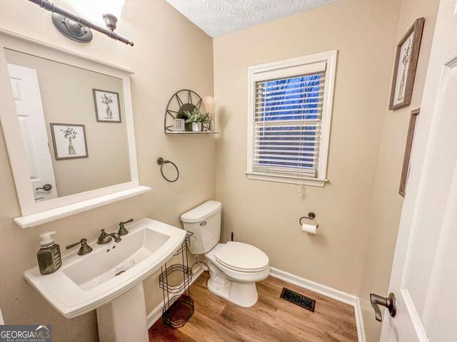 199 Amberidge Drive NW, Cartersville, GA 30121