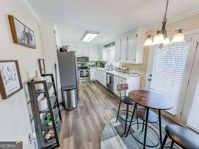 199 Amberidge Drive NW, Cartersville, GA 30121