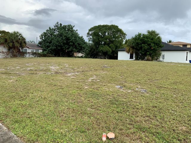 Null 32nd & S Ave S, Riviera Beach, FL 33404