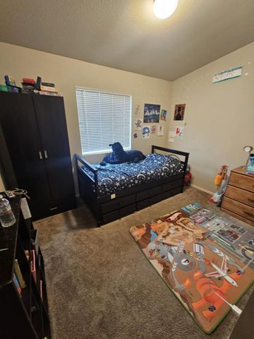 3555 S Pacific Highway SPC 11, Medford, OR 97501