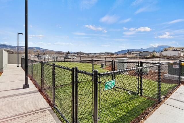 3555 S Pacific Highway SPC 11, Medford, OR 97501