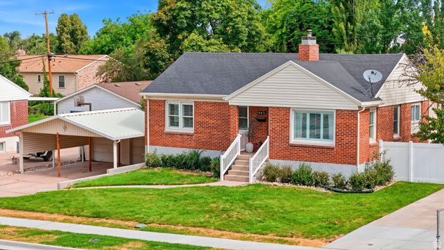 445 E 200 N, Kaysville, UT 84037