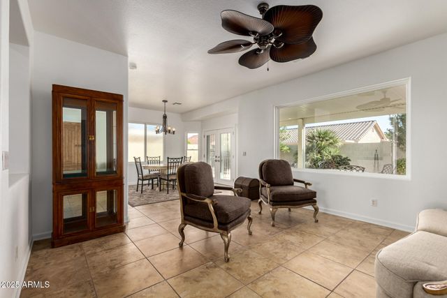 1423 E PEACH TREE Drive, Chandler, AZ 85249