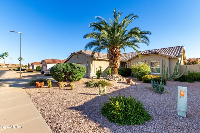 1423 E PEACH TREE Drive, Chandler, AZ 85249