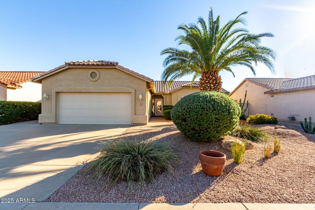 1423 E PEACH TREE Drive, Chandler, AZ 85249