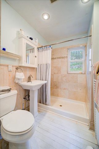 21 Lake Claire Drive, Middletown, NY 10940