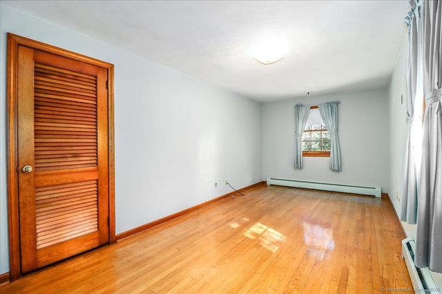 134 Brentwood Drive, Bristol, CT 06010