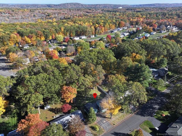 134 Brentwood Drive, Bristol, CT 06010