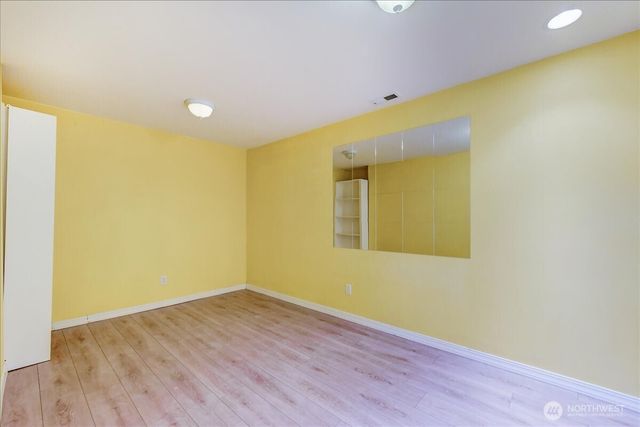 8170 Cultus Drive, Clinton, WA 98236