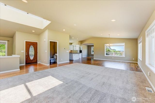 8170 Cultus Drive, Clinton, WA 98236