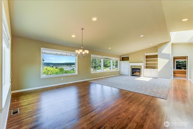 8170 Cultus Drive, Clinton, WA 98236