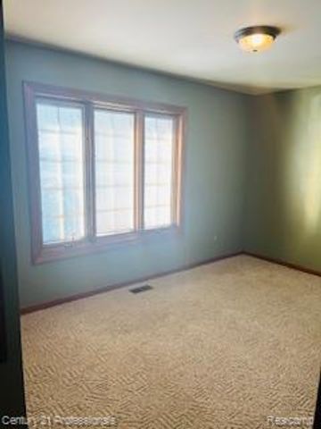 38948 Trawick Court, Sterling Heights, MI 48310