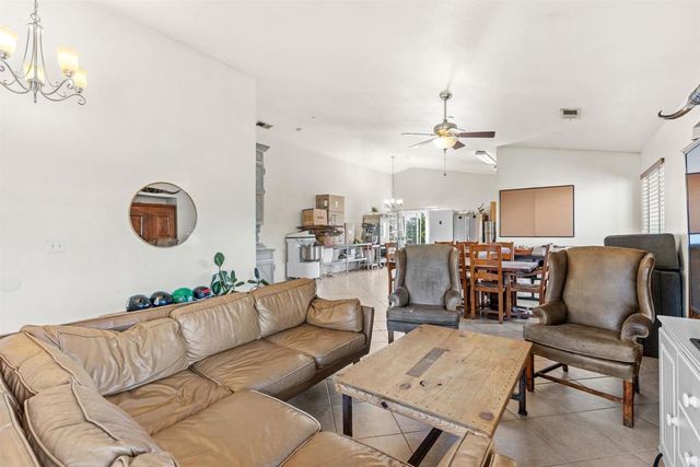 1423 25 Via Lima, Fallbrook, CA 92028