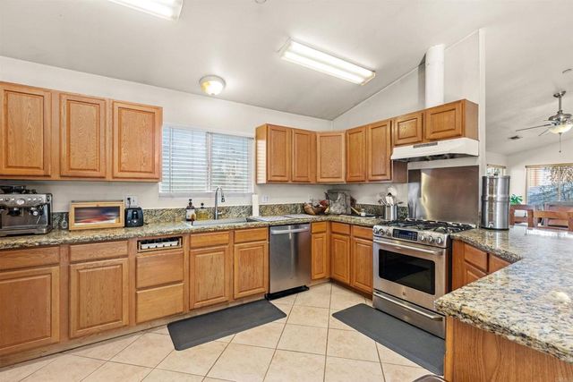 1423 25 Via Lima, Fallbrook, CA 92028