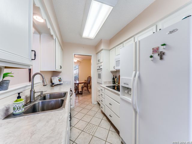 302 Cordoba, Universal City, TX 78148