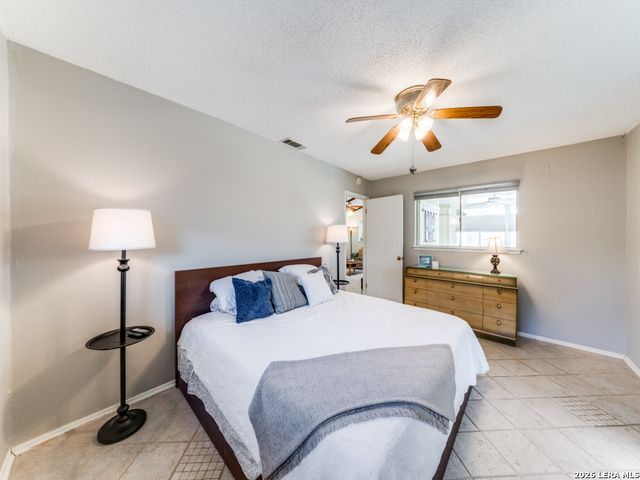 302 Cordoba, Universal City, TX 78148