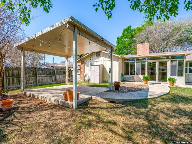 302 Cordoba, Universal City, TX 78148