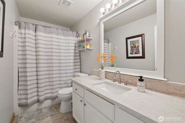 20531 193rd Avenue Ct E, Orting, WA 98360