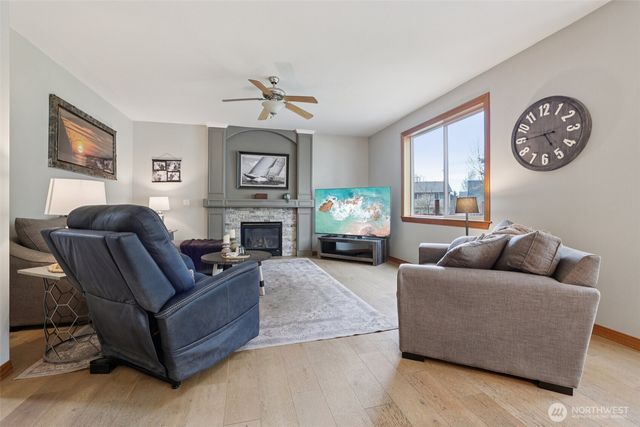 20531 193rd Avenue Ct E, Orting, WA 98360