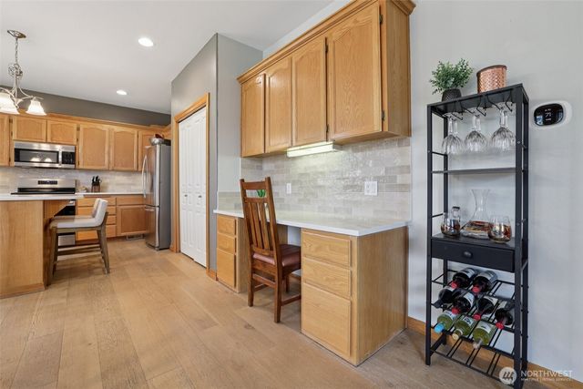 20531 193rd Avenue Ct E, Orting, WA 98360