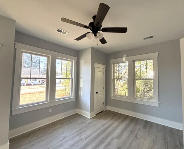 203 E George Street, Saint George, SC 29477