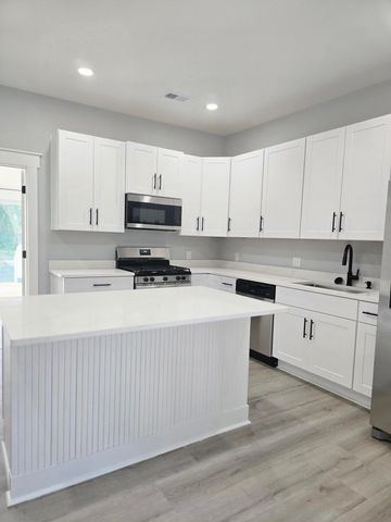 203 E George Street, Saint George, SC 29477