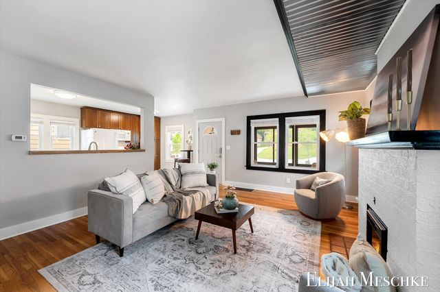 936 Valley Avenue Nw, City Of Grand Rapids, MI 49504