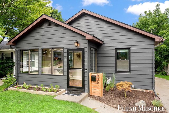 936 Valley Avenue Nw, City Of Grand Rapids, MI 49504