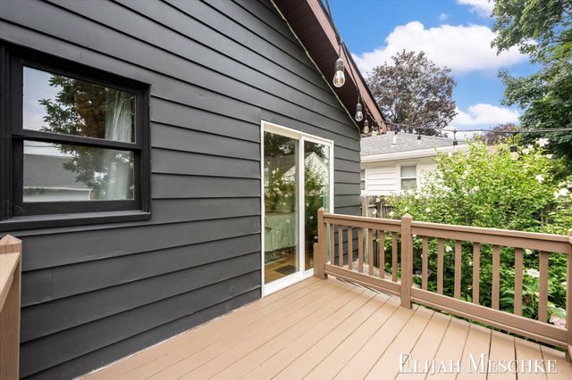 936 Valley Avenue Nw, City Of Grand Rapids, MI 49504