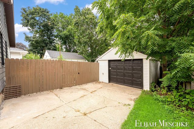 936 Valley Avenue Nw, City Of Grand Rapids, MI 49504