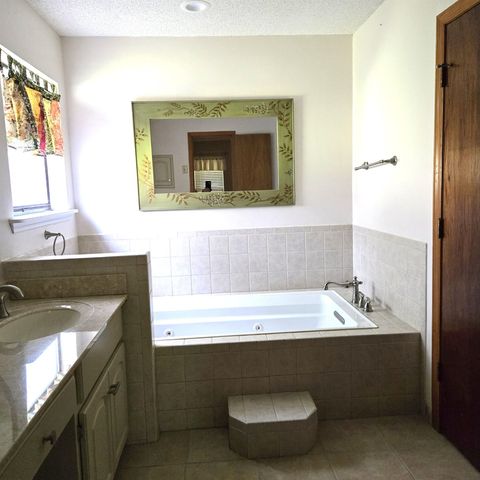 1322 Alshire Court, Tallahassee, FL 32317