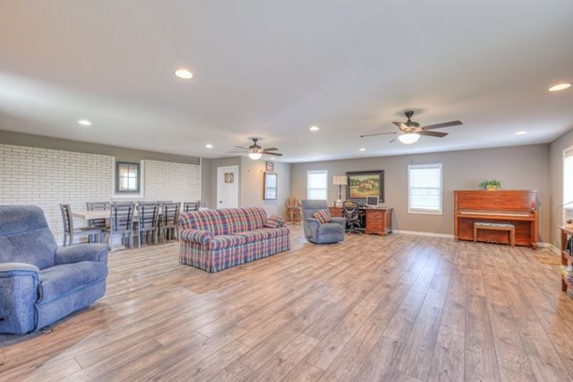 149 Brown Lane, Shelbyville, TN 37160