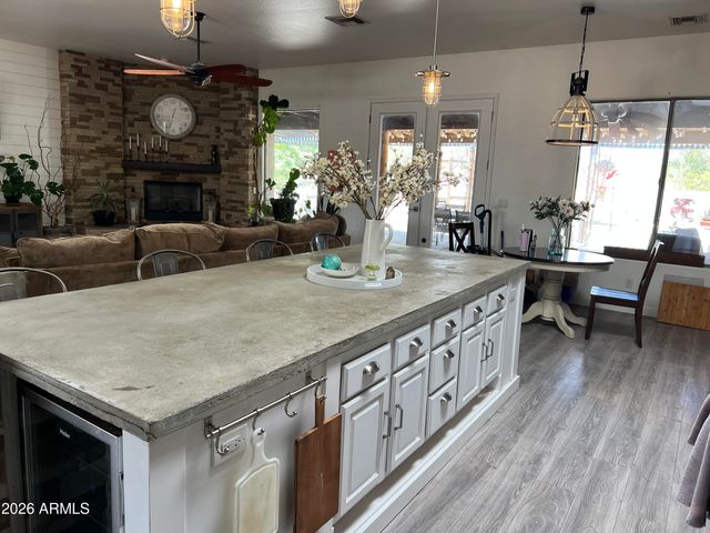 24334 W DESERT VISTA Trail, Wittmann, AZ 85361