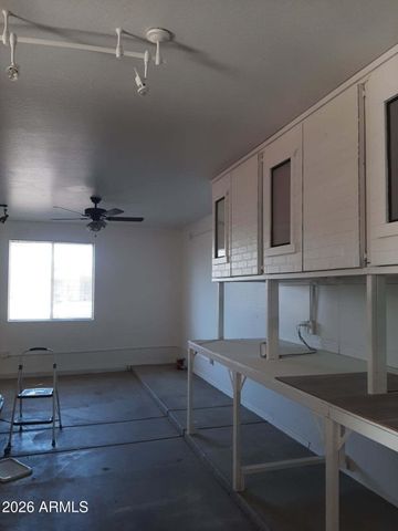 24334 W DESERT VISTA Trail, Wittmann, AZ 85361
