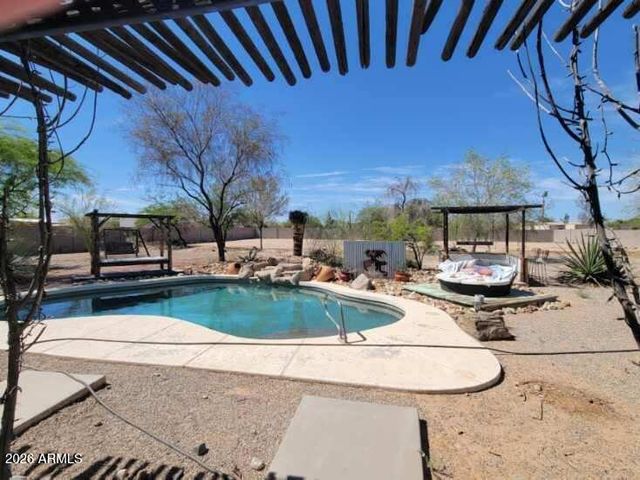 24334 W DESERT VISTA Trail, Wittmann, AZ 85361